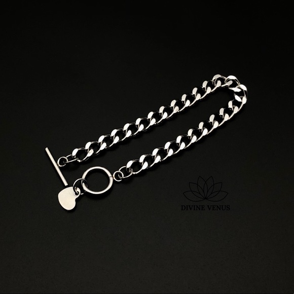 Toggle Clasp Curb Chain Bracelet | Stainless Steel - Picture 7 of 10